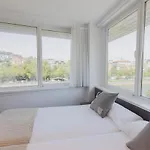 乌鲁梅阿河畔旅舍 招待所 3*