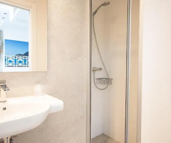 Riberas Del Urumea 3*