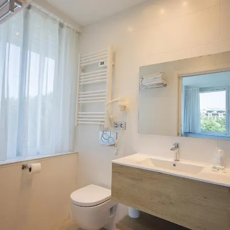 ゲストハウス ペンシオン リベラス デル ウルメア